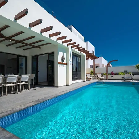Casa Piscina Вилла