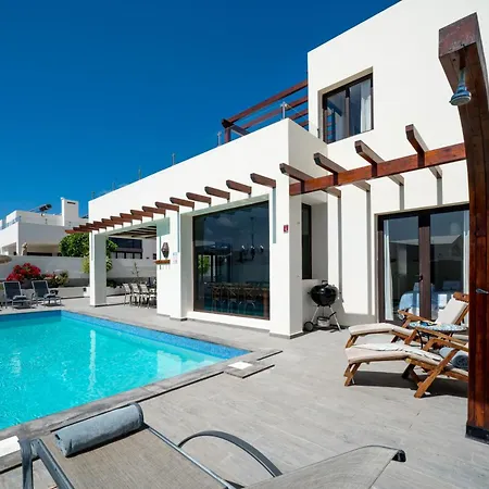 Casa Piscina Willa Playa Blanca (Lanzarote)